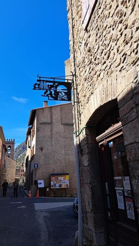 Maison Les Ramparts Villefranche-de-Conflent Exteriér fotografie